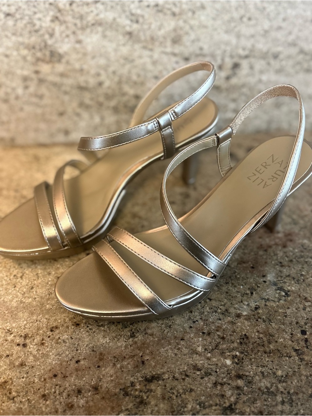 Naturalizer Brenta Metallic Gold Strappy Heels Sandals Size 8M